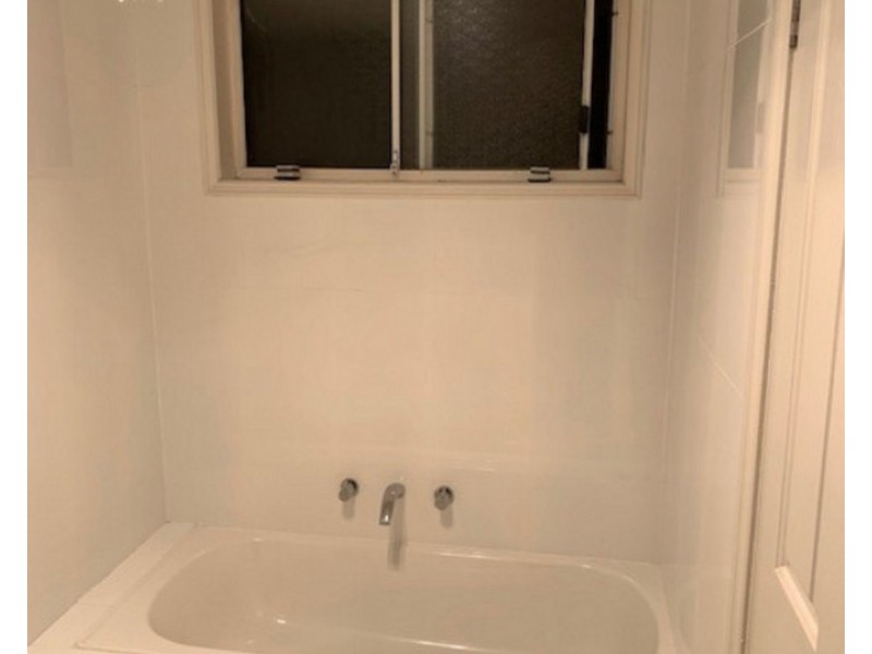 1 Water Street, Kincumber NSW 2251