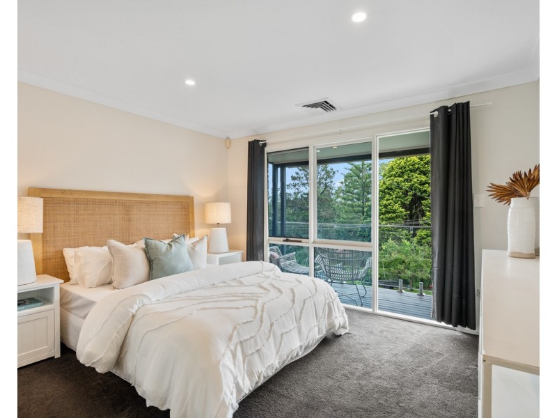 4 Pixie Avenue, Green Point NSW 2251