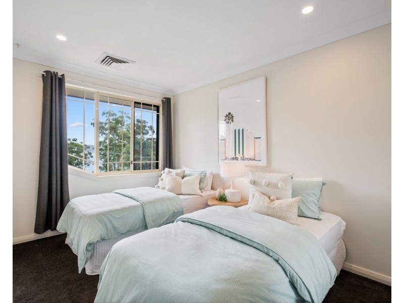 4 Pixie Avenue, Green Point NSW 2251