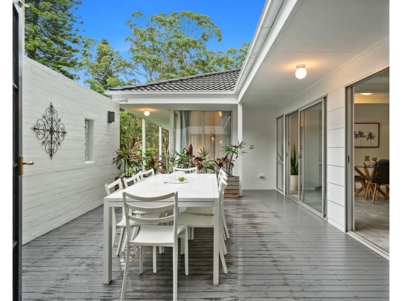 76 Lake Shore Drive, North Avoca NSW 2260