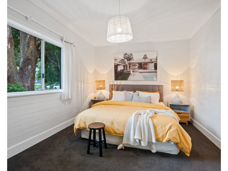 76 Lake Shore Drive, North Avoca NSW 2260