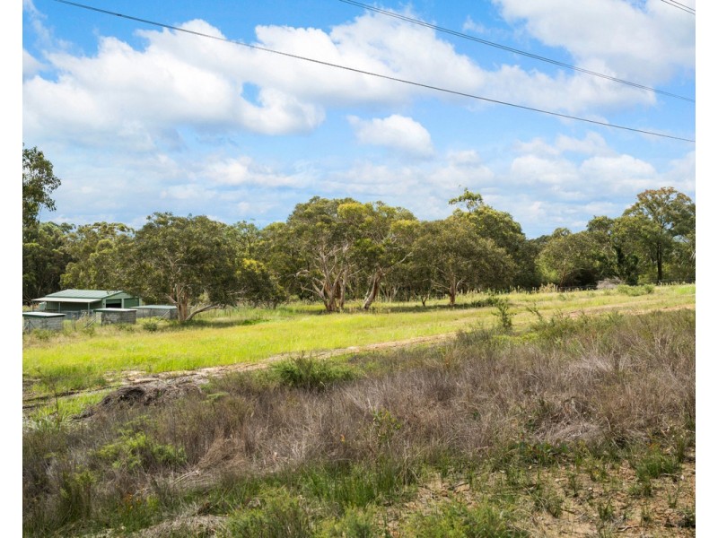 20 Kirks Road, Mangrove Mountain NSW 2250