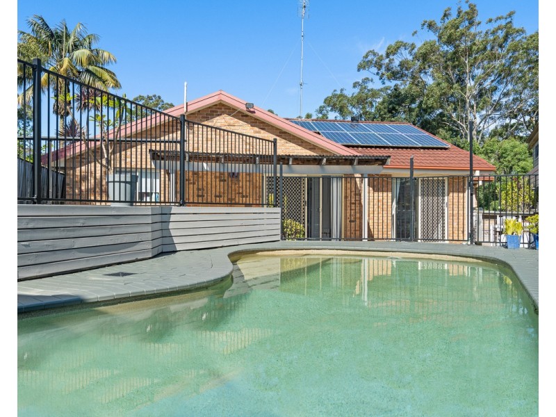 4 Nicholii Close, Springfield NSW 2250