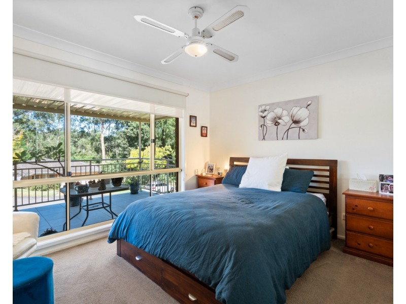 4 Nicholii Close, Springfield NSW 2250