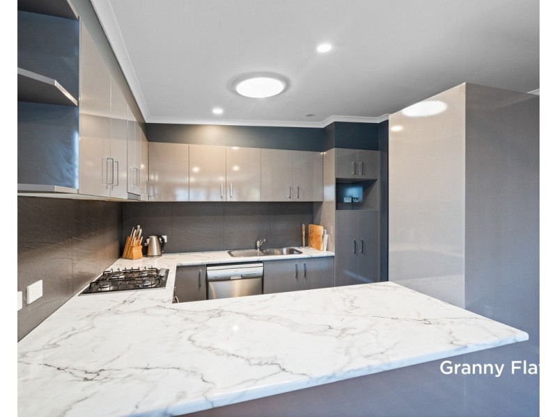 102 MacKenzie Avenue, Woy Woy NSW 2256