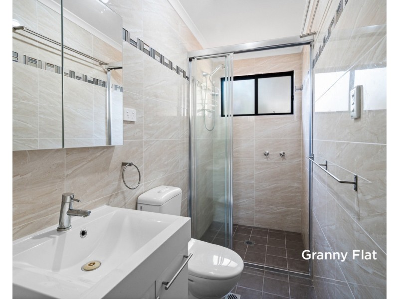 102 MacKenzie Avenue, Woy Woy NSW 2256