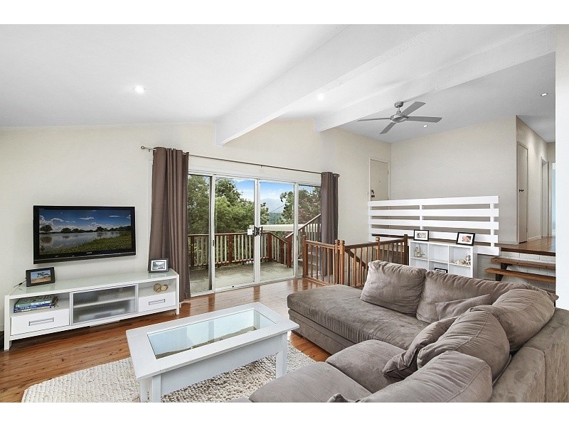 5 MacGregor Street, Wyoming NSW 2250