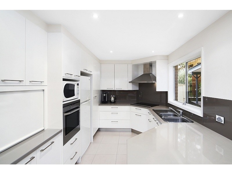 5 MacGregor Street, Wyoming NSW 2250