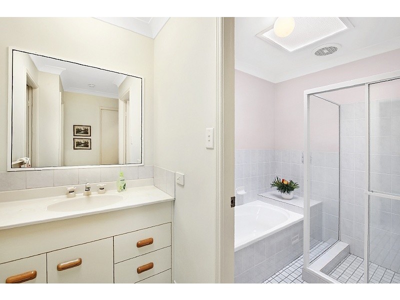 9/93 Old Gosford Road, Wamberal NSW 2260