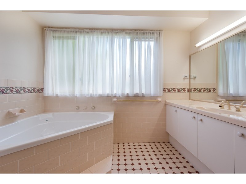 13 Salisbury Drive, Terrigal NSW 2260