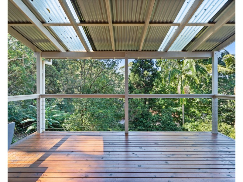 10 Kalori Avenue, Wyoming NSW 2250