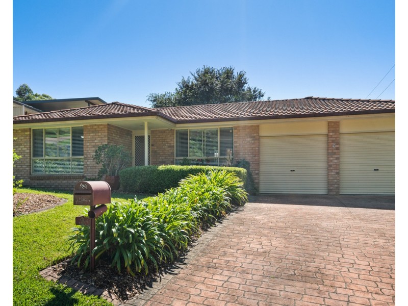 2 The Rise, Lisarow NSW 2250