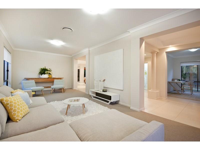 9 Jean Marie Crescent, Erina NSW 2250