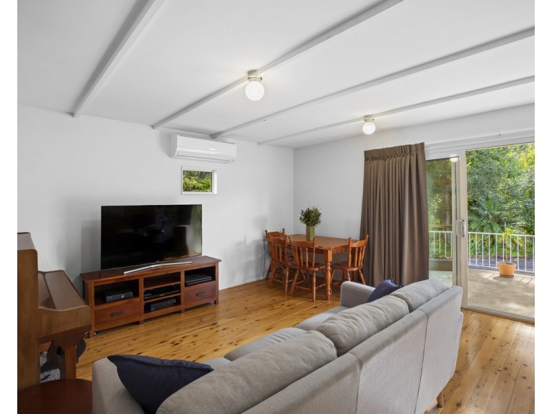 40 Narrawa Avenue, Erina NSW 2250