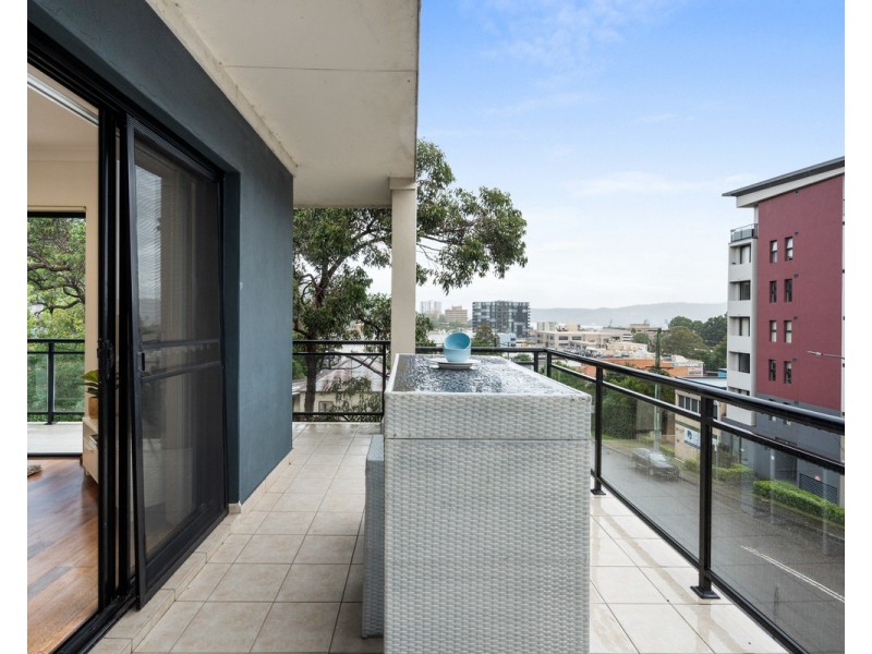 3/8 Bent Street, Gosford NSW 2250