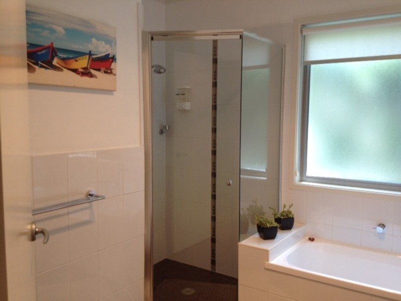 3/240 Terrigal Drive, Terrigal NSW 2260