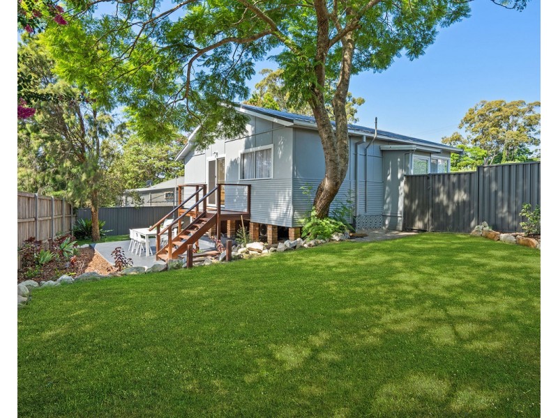 22 Campbell Street, North Gosford NSW 2250