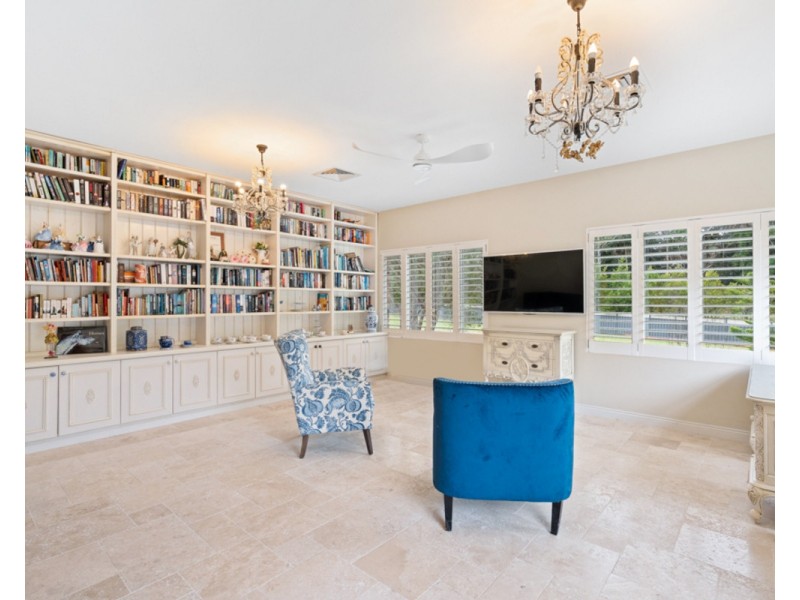 187 Oak Road, Matcham NSW 2250