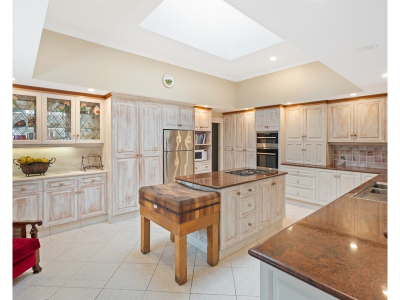 187 Oak Road, Matcham NSW 2250