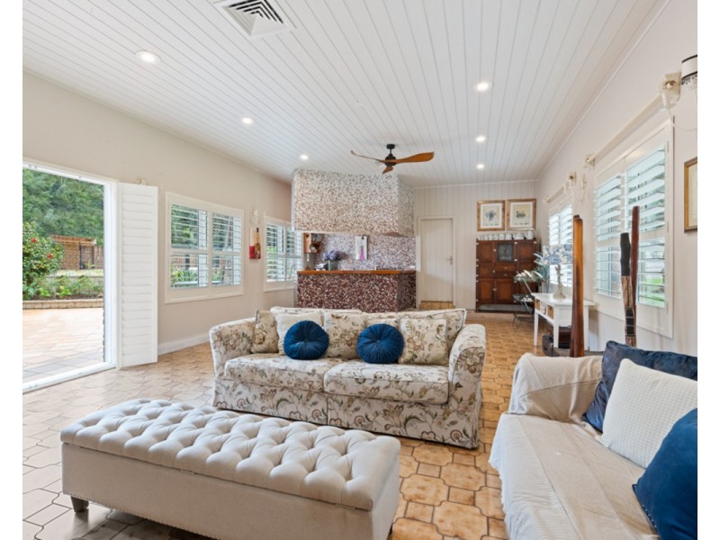 187 Oak Road, Matcham NSW 2250