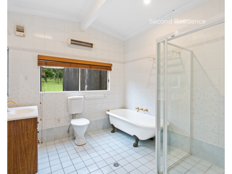 187 Oak Road, Matcham NSW 2250