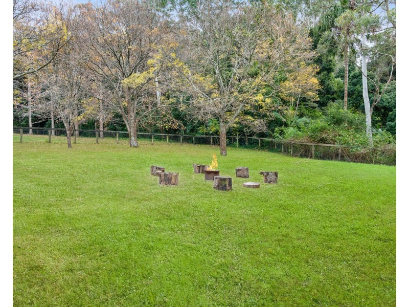 187 Oak Road, Matcham NSW 2250