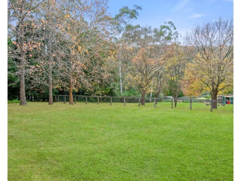 187 Oak Road, Matcham NSW 2250