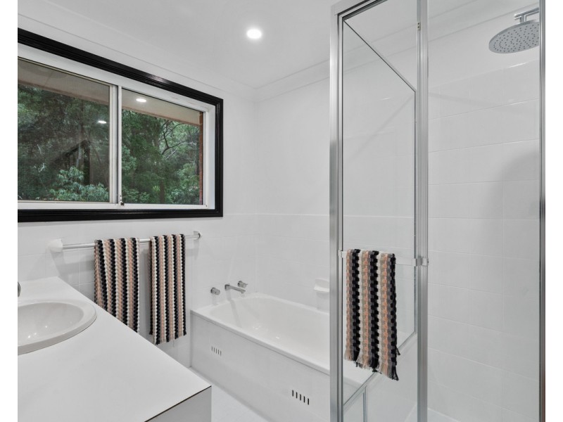 69 Rain Forest Road, Wyoming NSW 2250