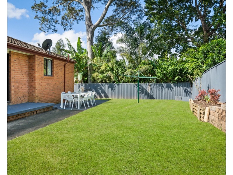 18/7 Lunderston Drive, Narara NSW 2250