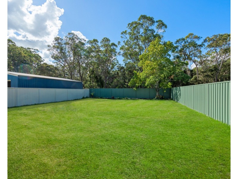 142 Birdwood Drive, Blue Haven NSW 2262