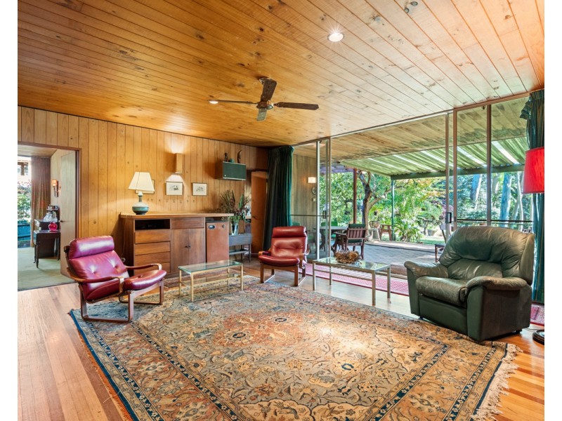 5 Collingwood Drive, Matcham NSW 2250