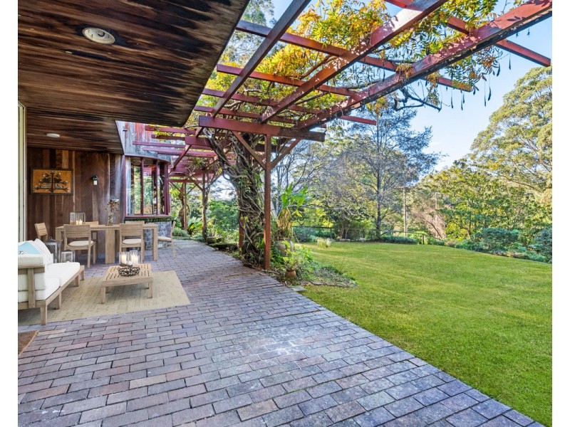 5 Collingwood Drive, Matcham NSW 2250