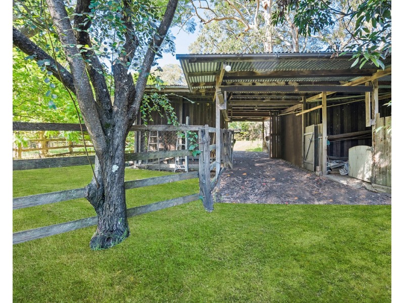 5 Collingwood Drive, Matcham NSW 2250