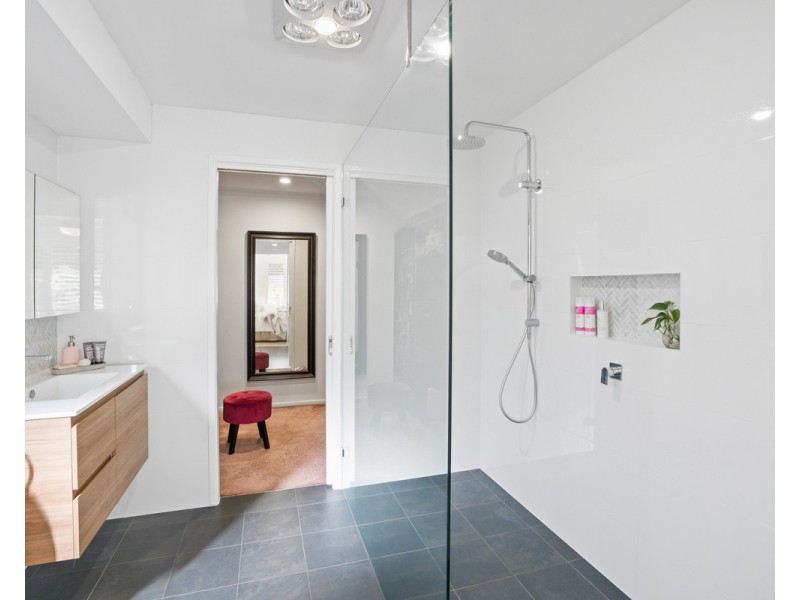 25 The Terrace, Watanobbi NSW 2259