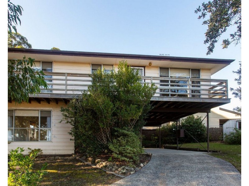 19 Dillon Road, Wamberal NSW 2260