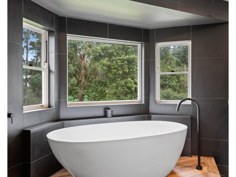 31 Sheffield Drive, Terrigal NSW 2260