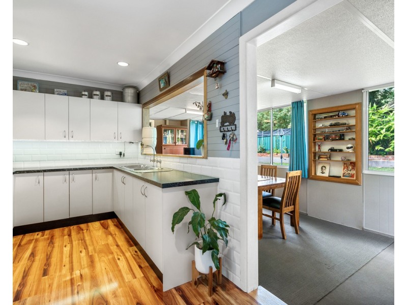 30a Dalton Street, Wyoming NSW 2250