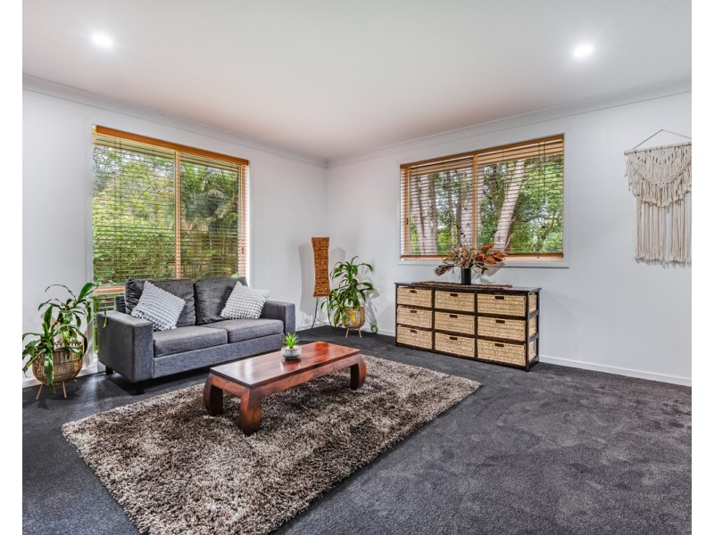 9 Meadow Road, Springfield NSW 2250