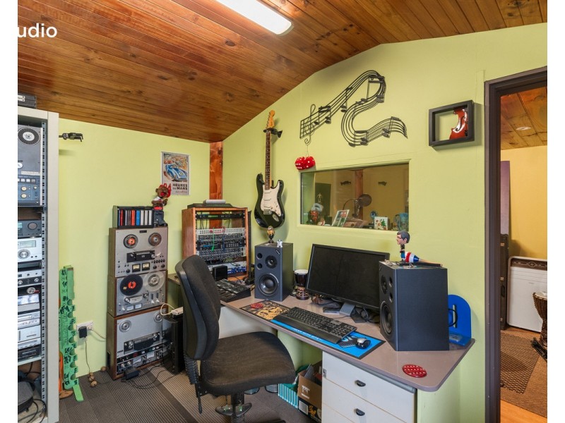 36 Liamena Avenue, San Remo NSW 2262