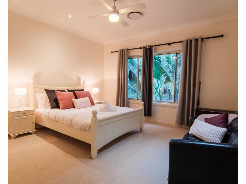 54 Meadow Road, Springfield NSW 2250