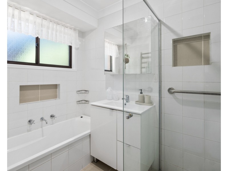 34 Blackbutt Street, Wyoming NSW 2250