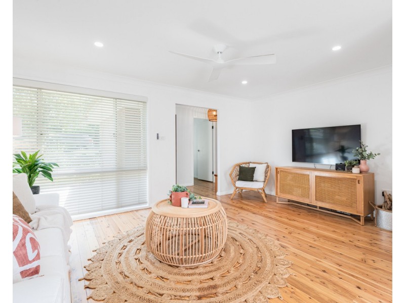 38 Elissa Crescent, Wyoming NSW 2250