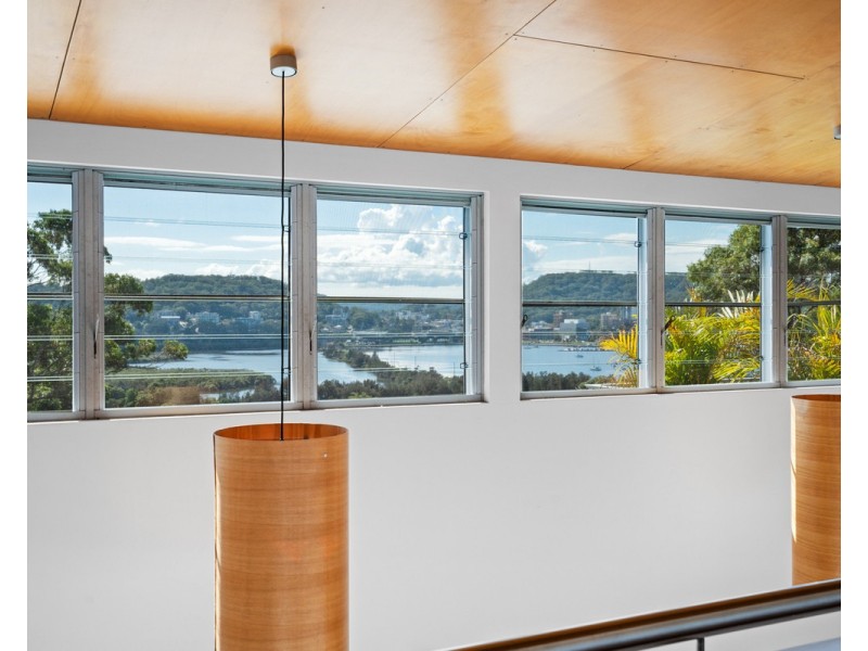 17 Penang Street, Point Clare NSW 2250