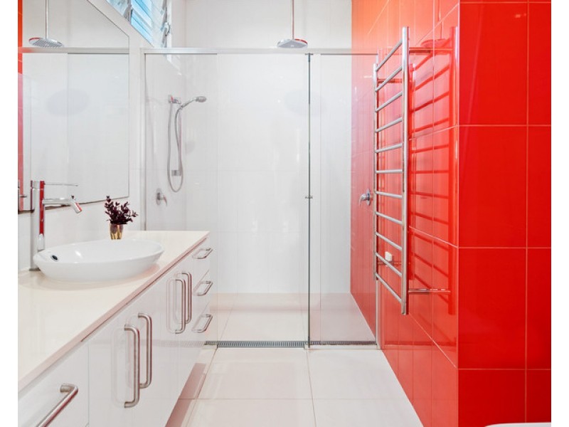 17 Penang Street, Point Clare NSW 2250