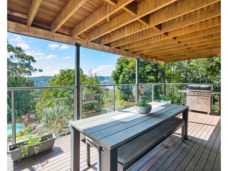 17 Penang Street, Point Clare NSW 2250