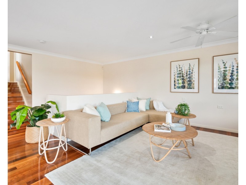 72 Woodview Avenue, Lisarow NSW 2250