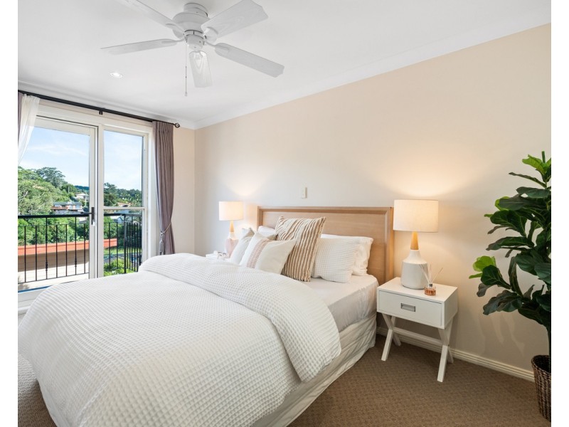 72 Woodview Avenue, Lisarow NSW 2250