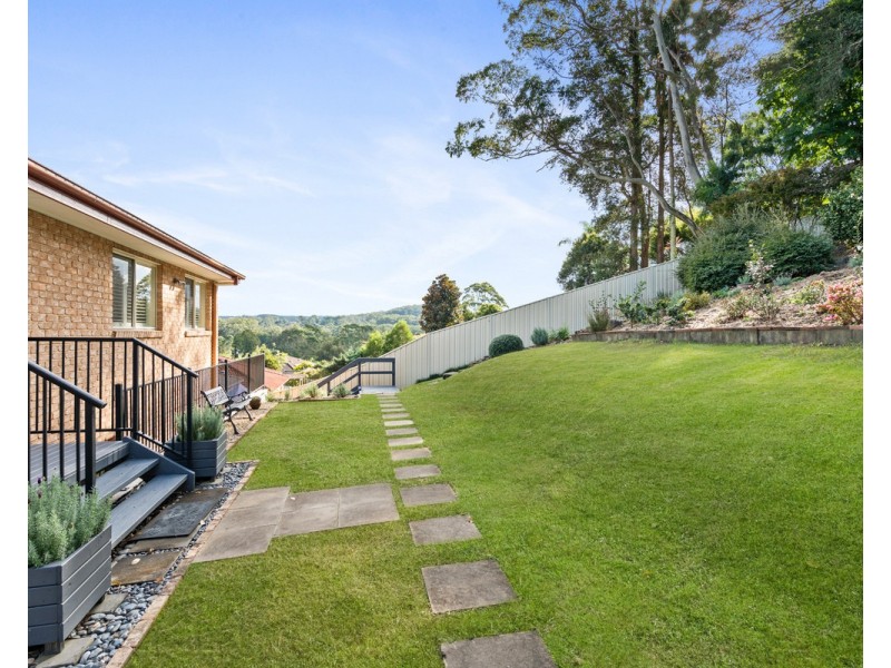 72 Woodview Avenue, Lisarow NSW 2250