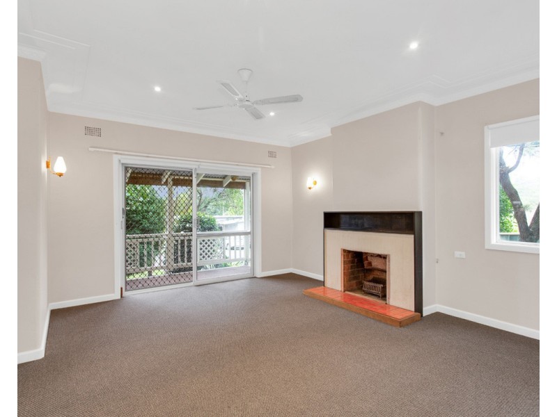 7 Ronald Avenue, Wyoming NSW 2250