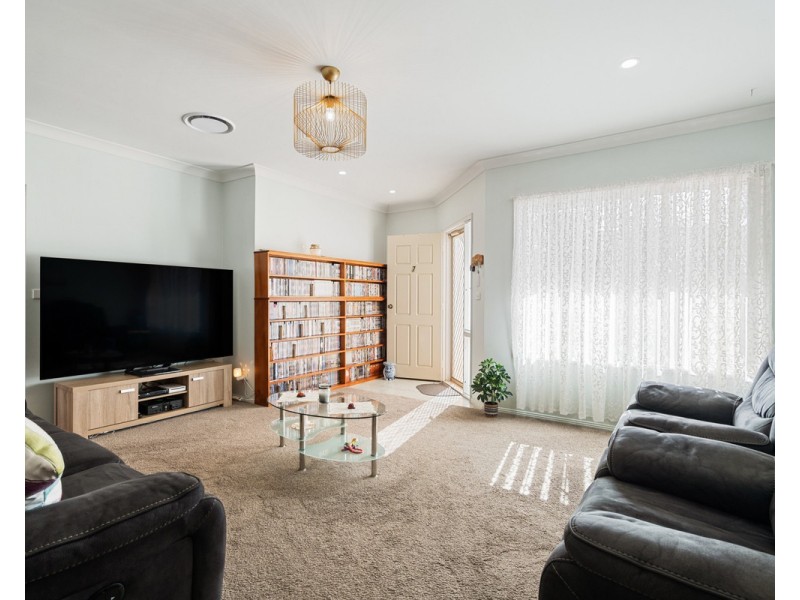 7/35a Hanlan Street South, Narara NSW 2250